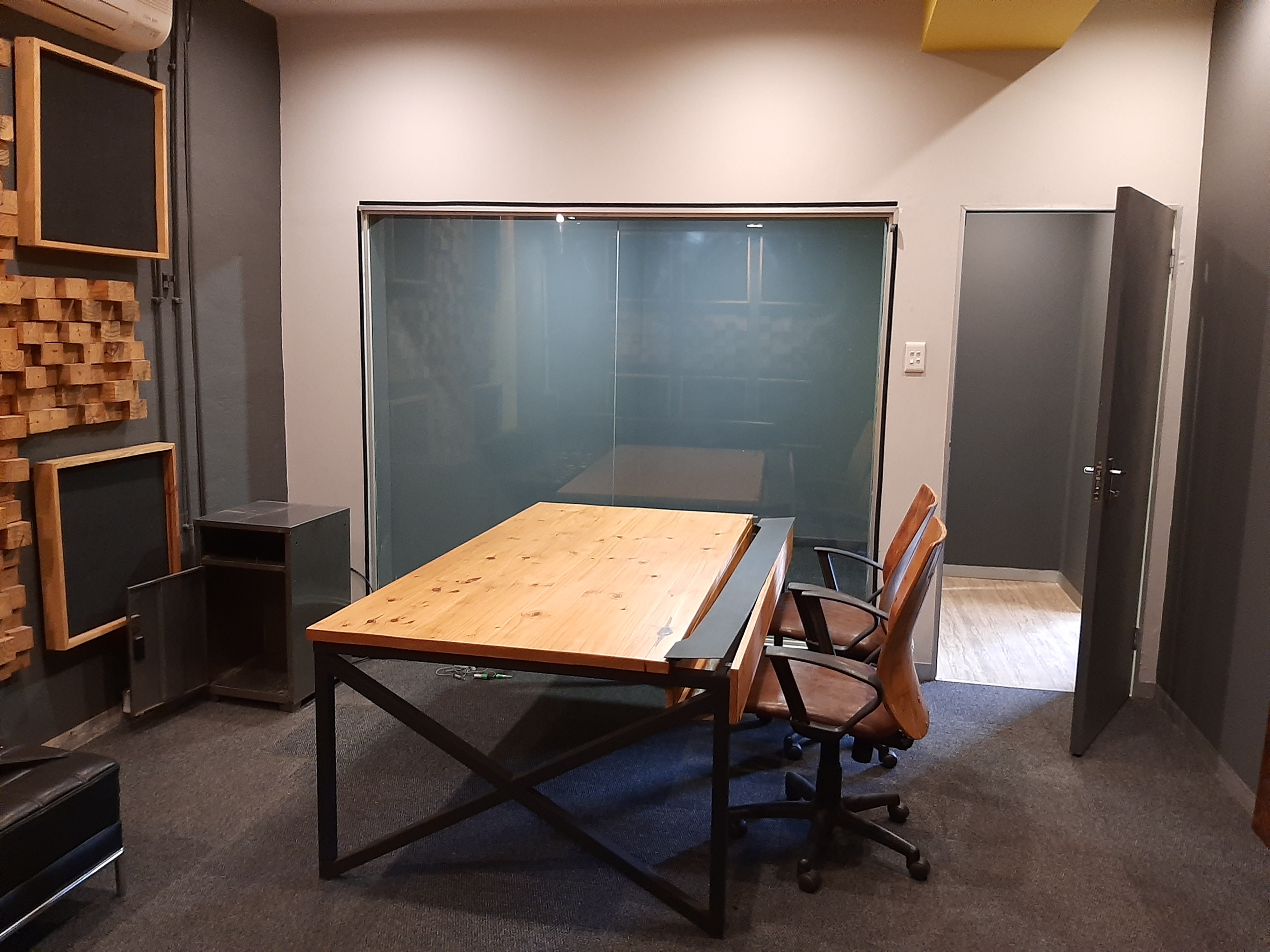 Office Space to rent at Workshop in Parktown North