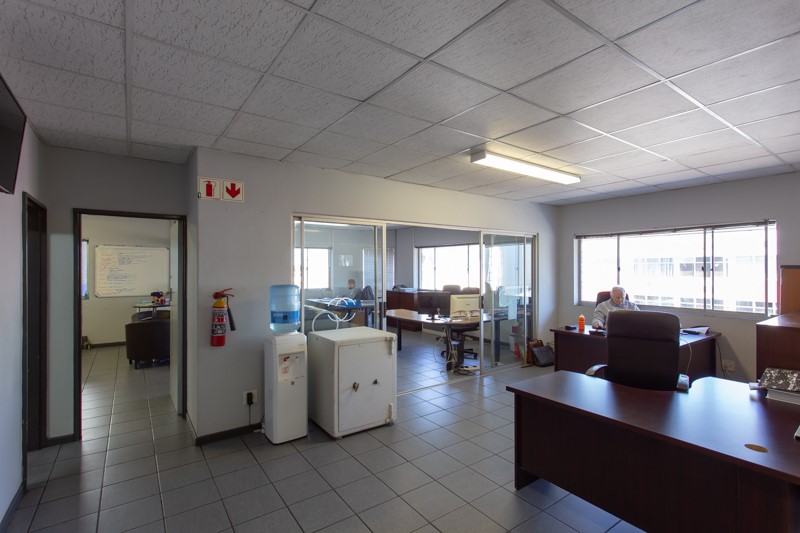 Warehouse to rent at 14 Agric Street in Epping Industrial