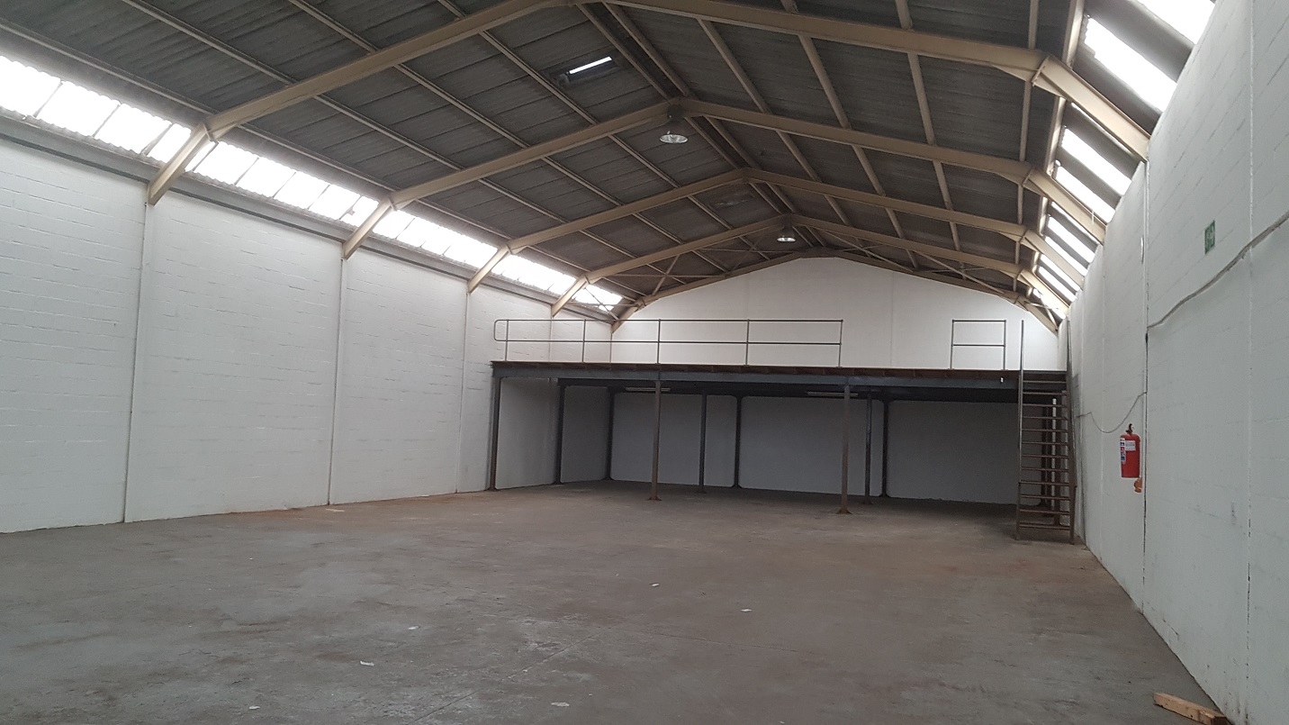 482m² Warehouse to rent at 38 Stella Road in Montague Gardens