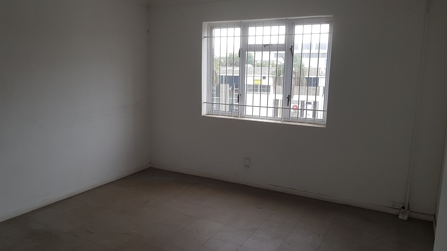 482m² Warehouse to rent at 38 Stella Road in Montague Gardens