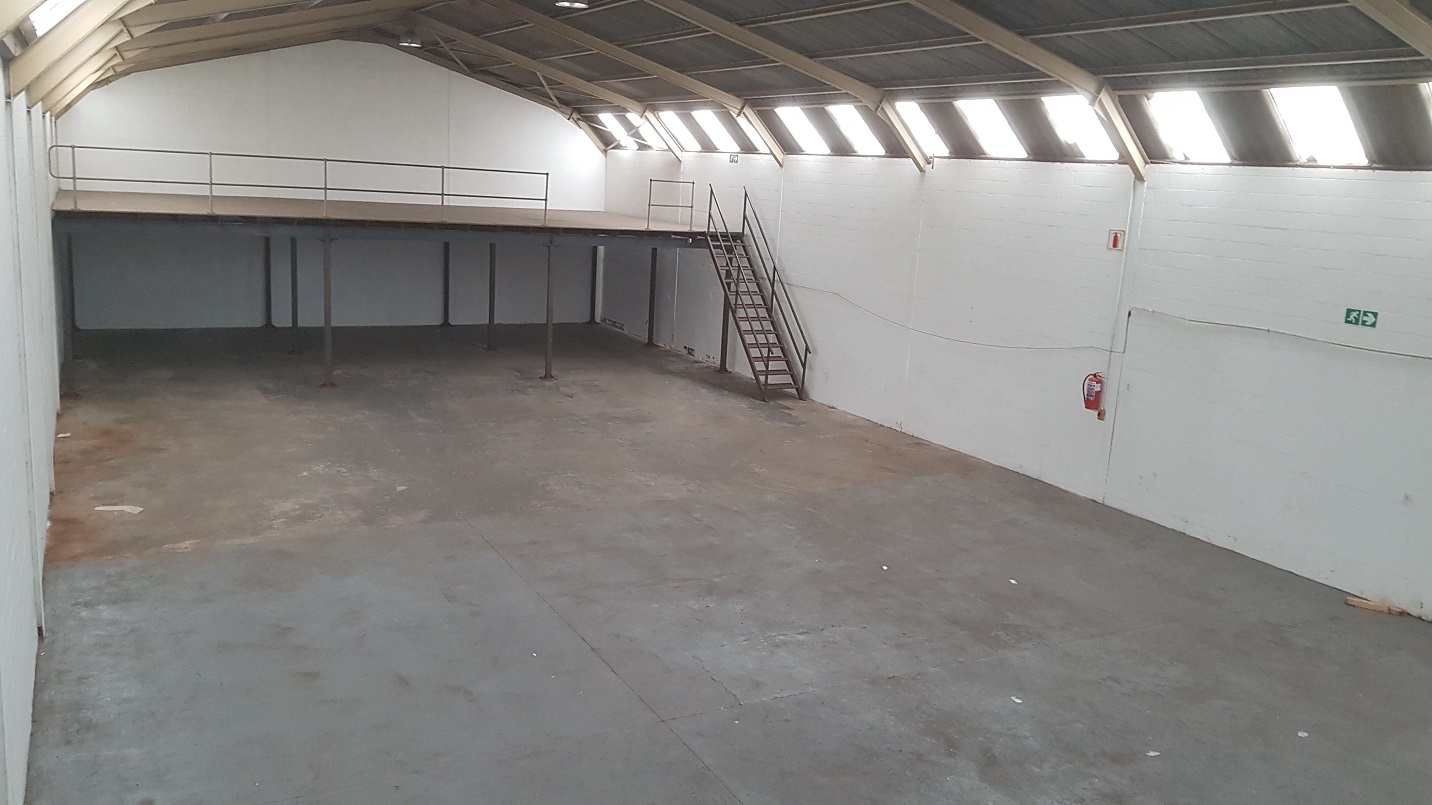 482m² Warehouse to rent at 38 Stella Road in Montague Gardens