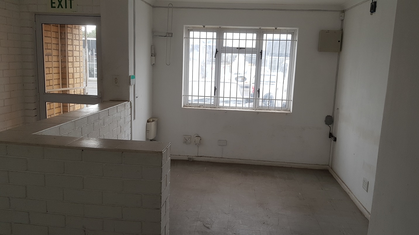482m² Warehouse to rent at 38 Stella Road in Montague Gardens
