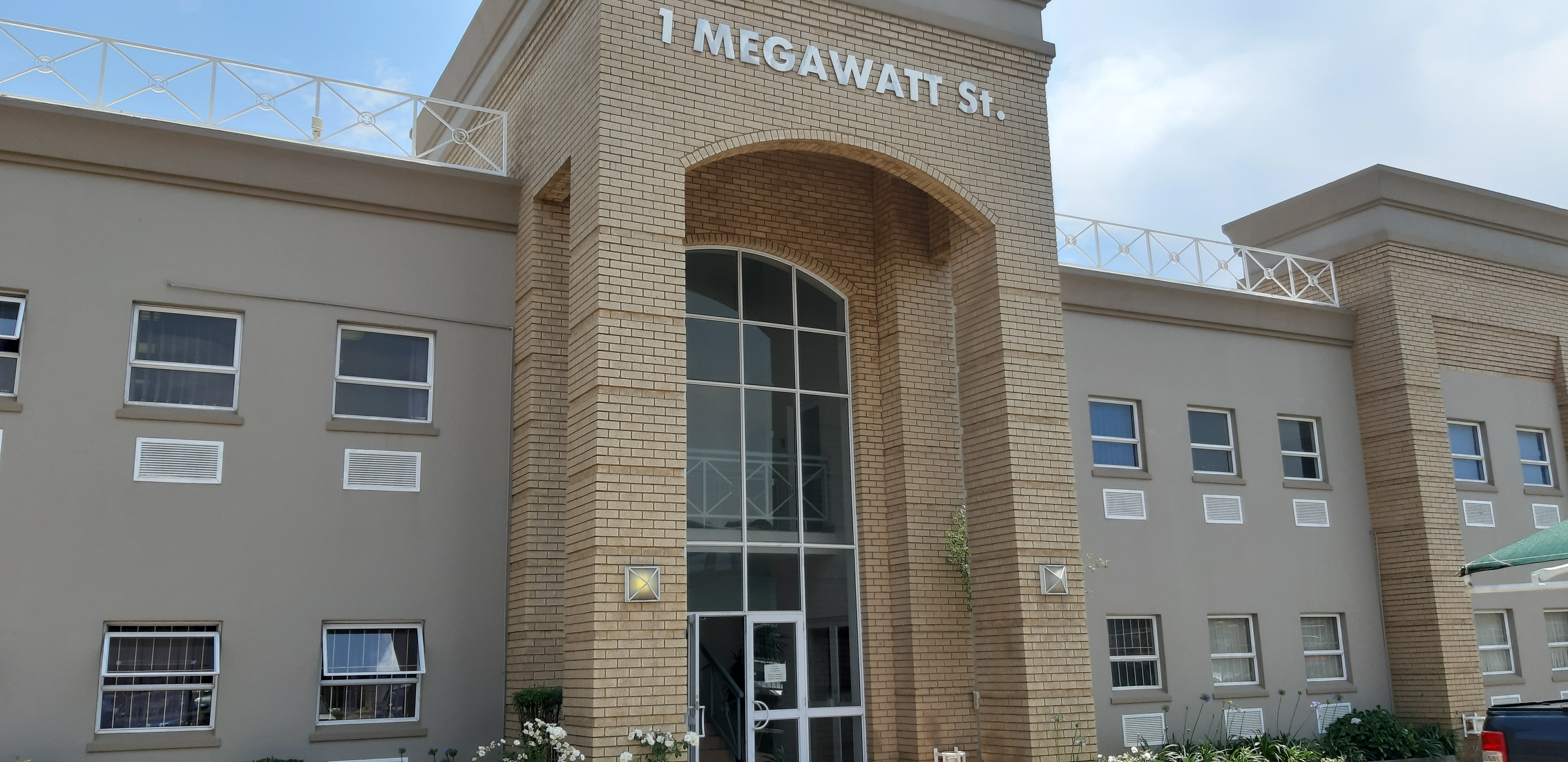 Warehouse to rent at 1 Megawatt Street Spartan in Spartan