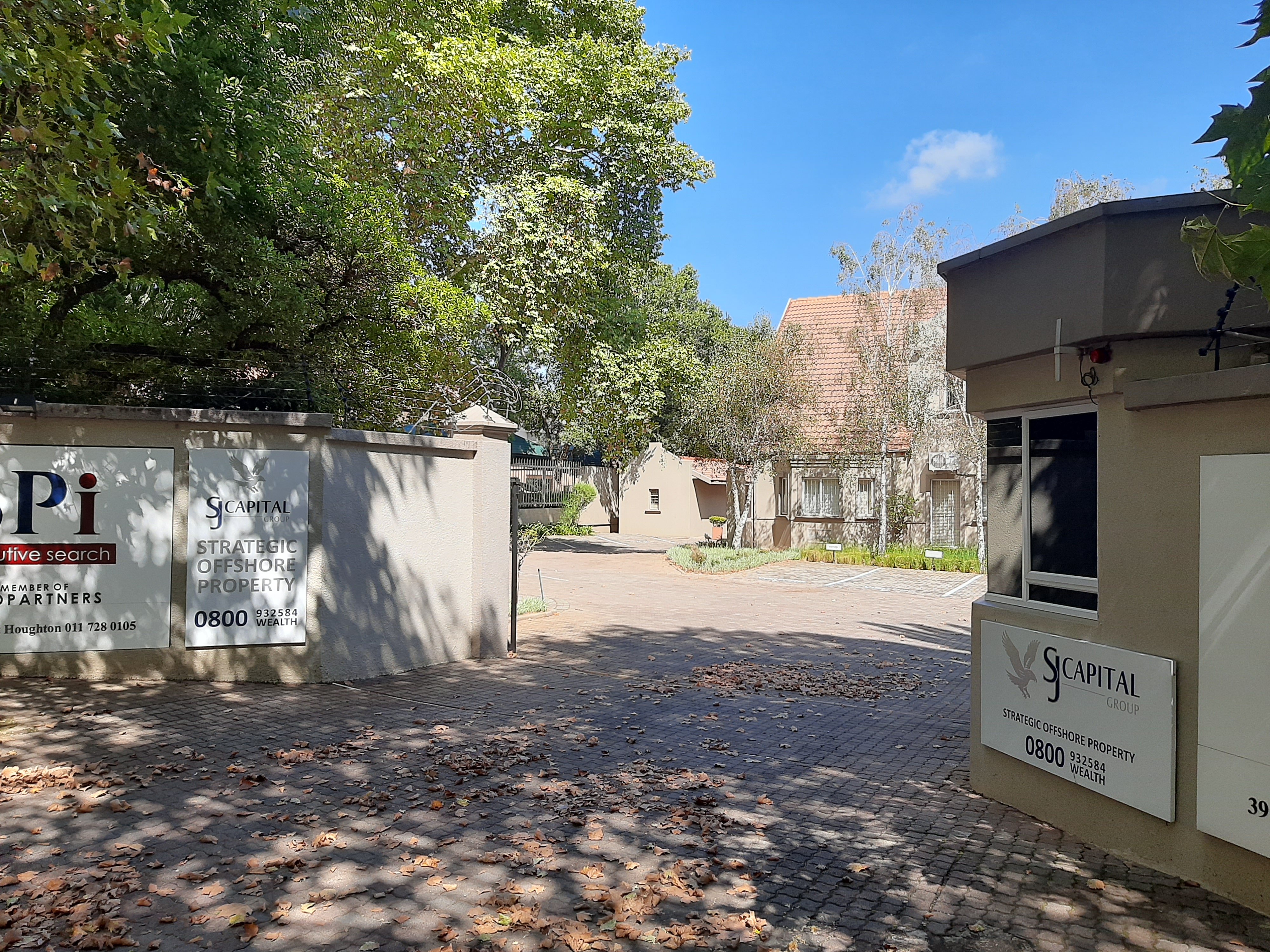 Office Space to rent at 39 West Street in Houghton Estate