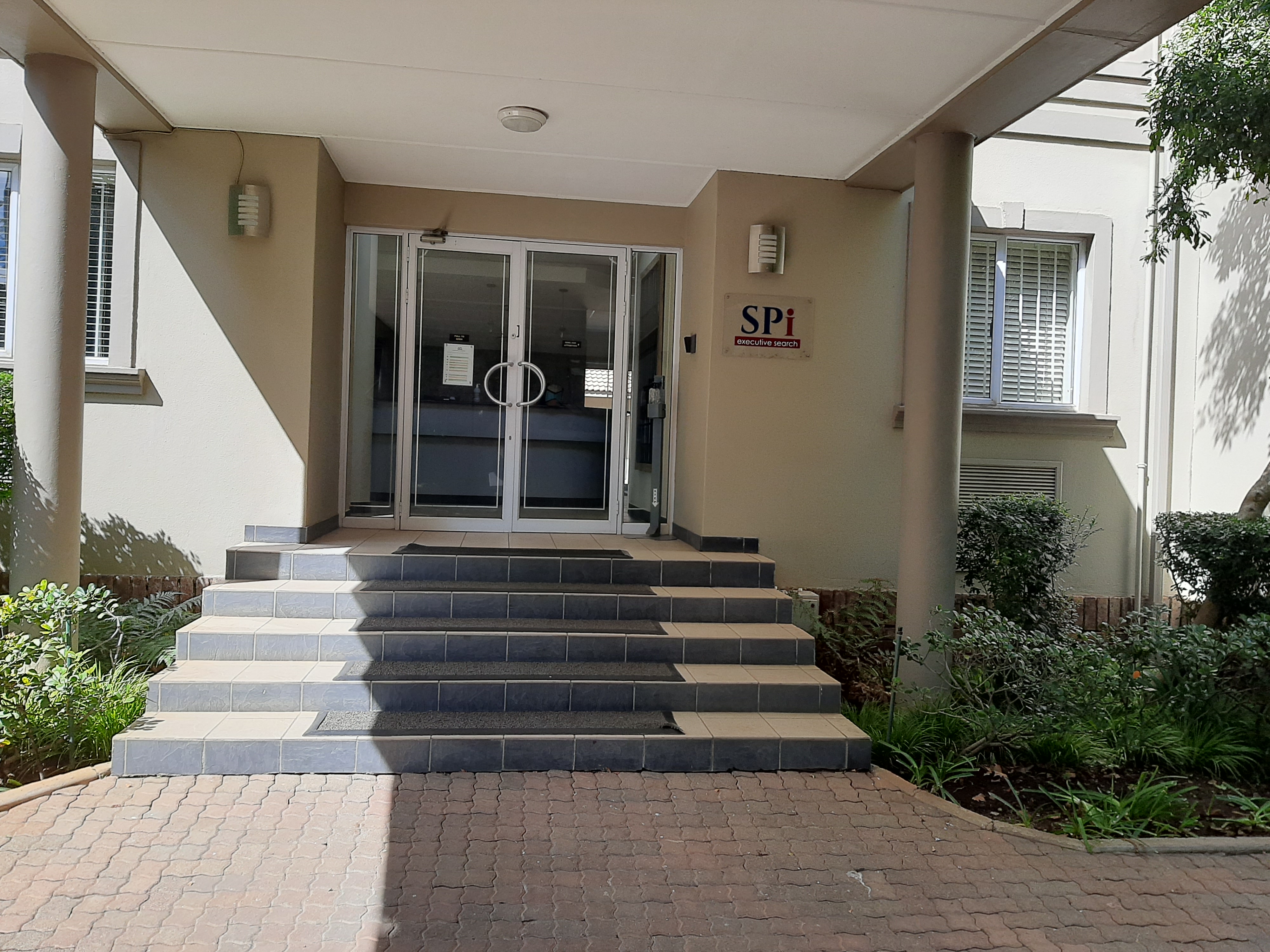Office Space to rent at 39 West Street in Houghton Estate