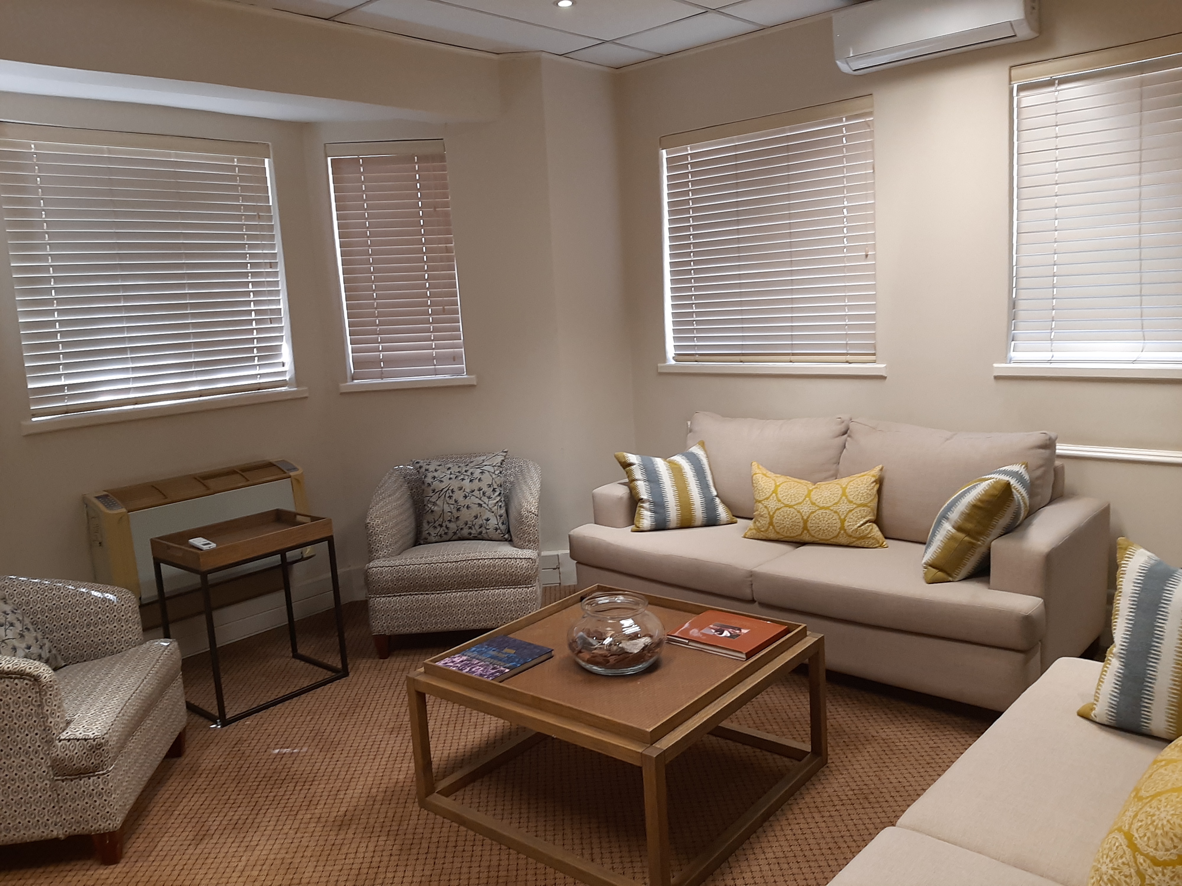 Office Space to rent at 39 West Street in Houghton Estate