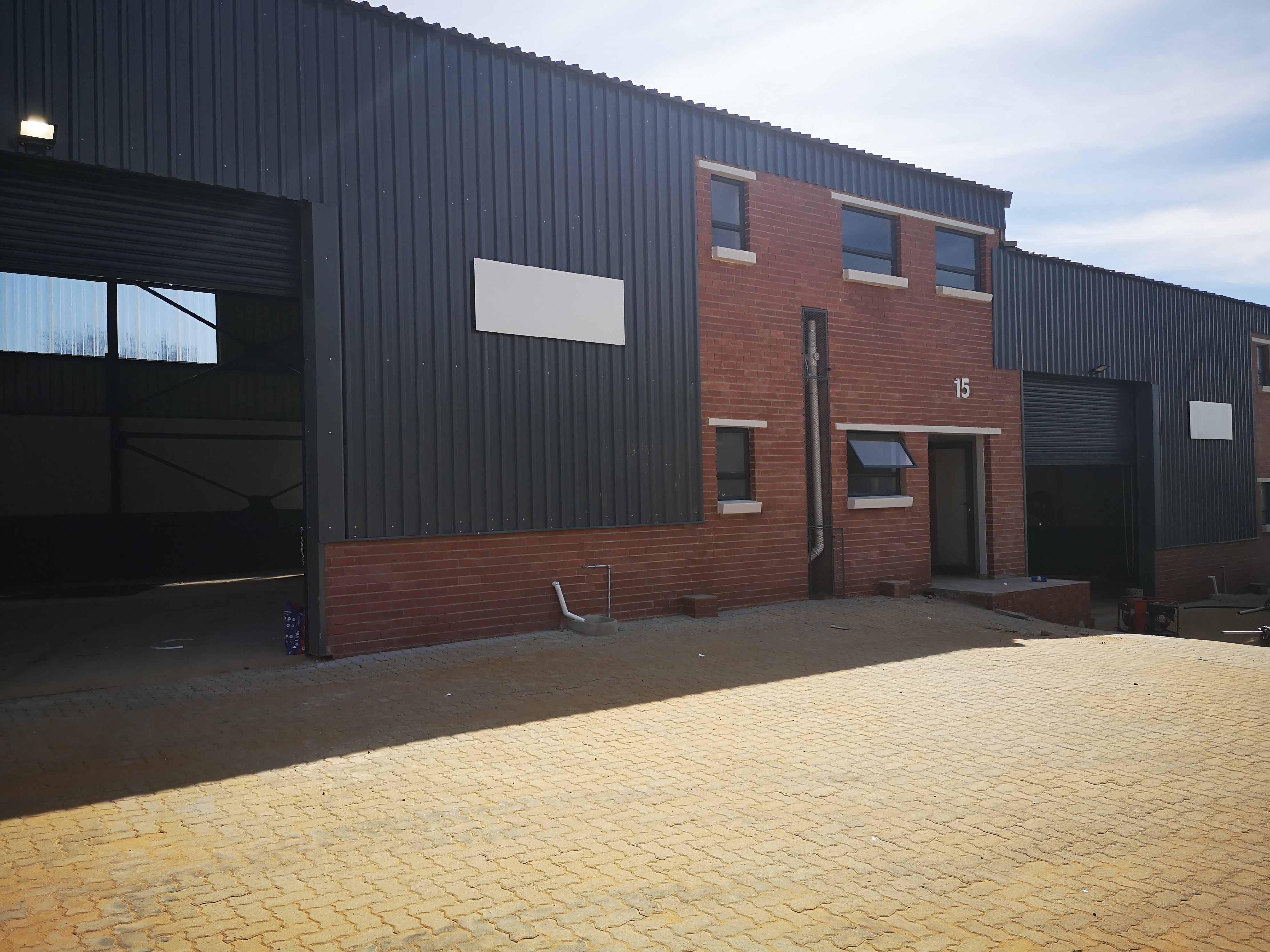 Warehouse to rent at Pendulum Park - Midrand in Halfway House