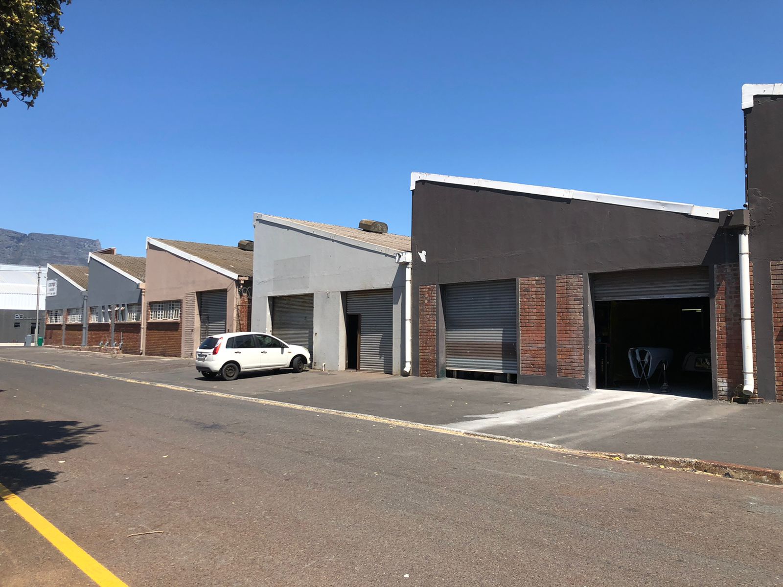 Warehouse to rent at 6 Transvaal Street in Paarden Eiland