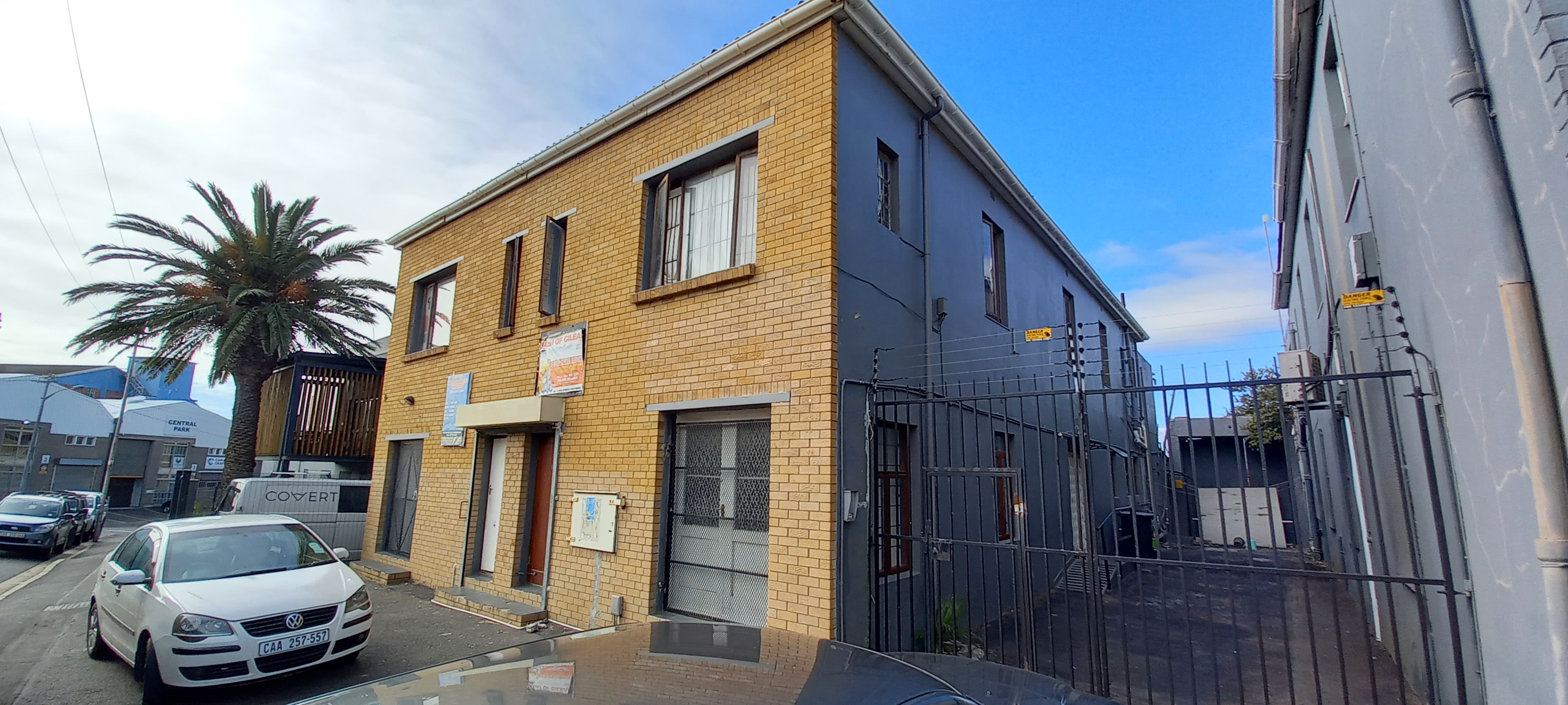 107m² Office Space to rent at 9 Yew Street - Salt River in Salt River
