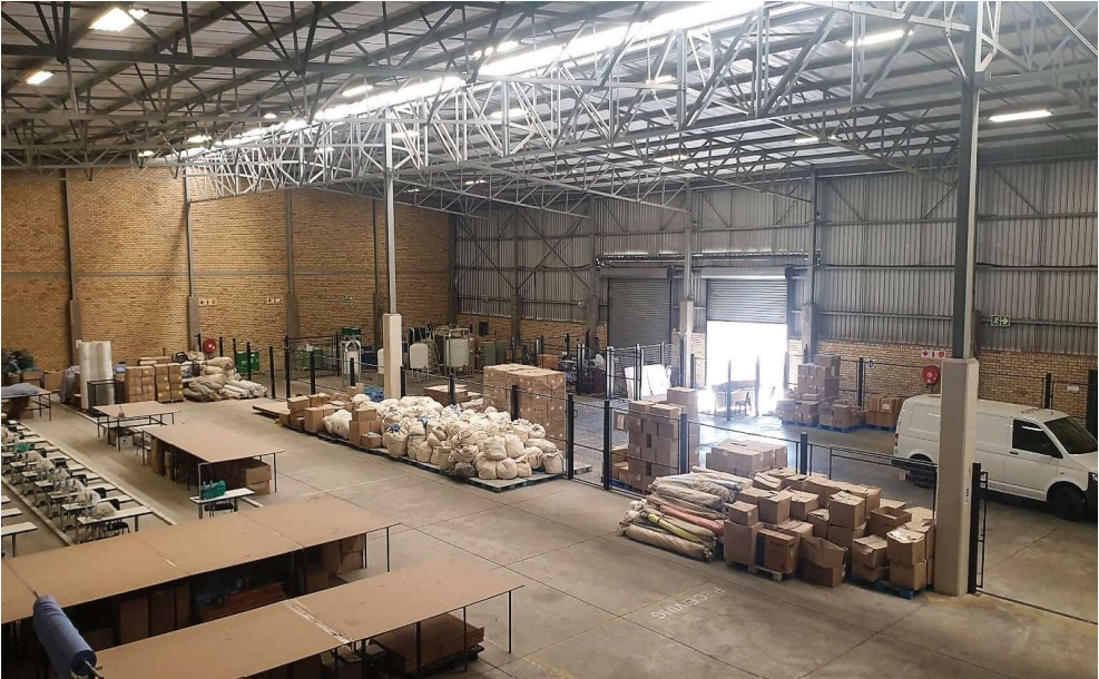 Warehouse to rent at Platinum Square in Corporate Park South