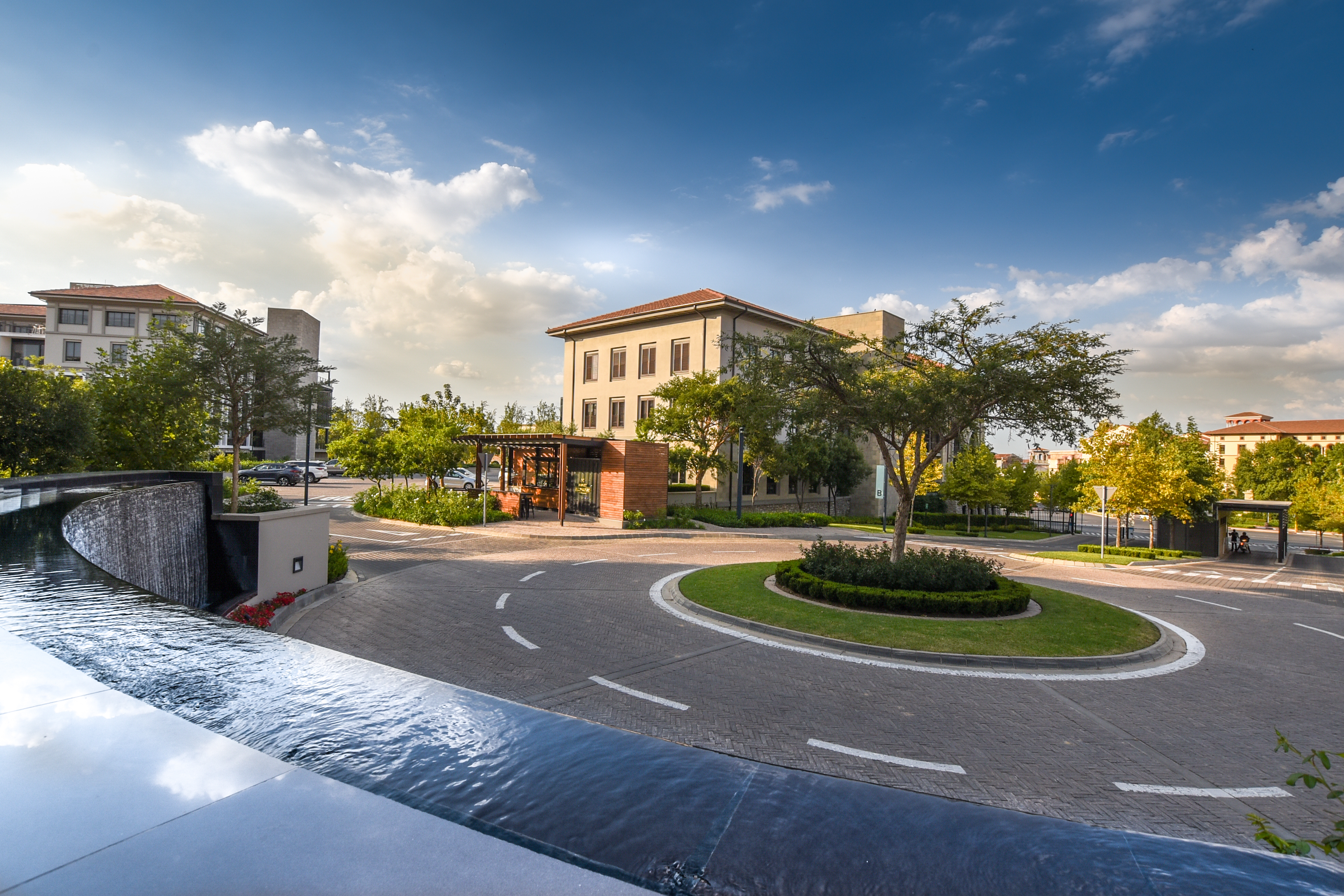 Office Space to rent at Monte Circle in Magaliessig