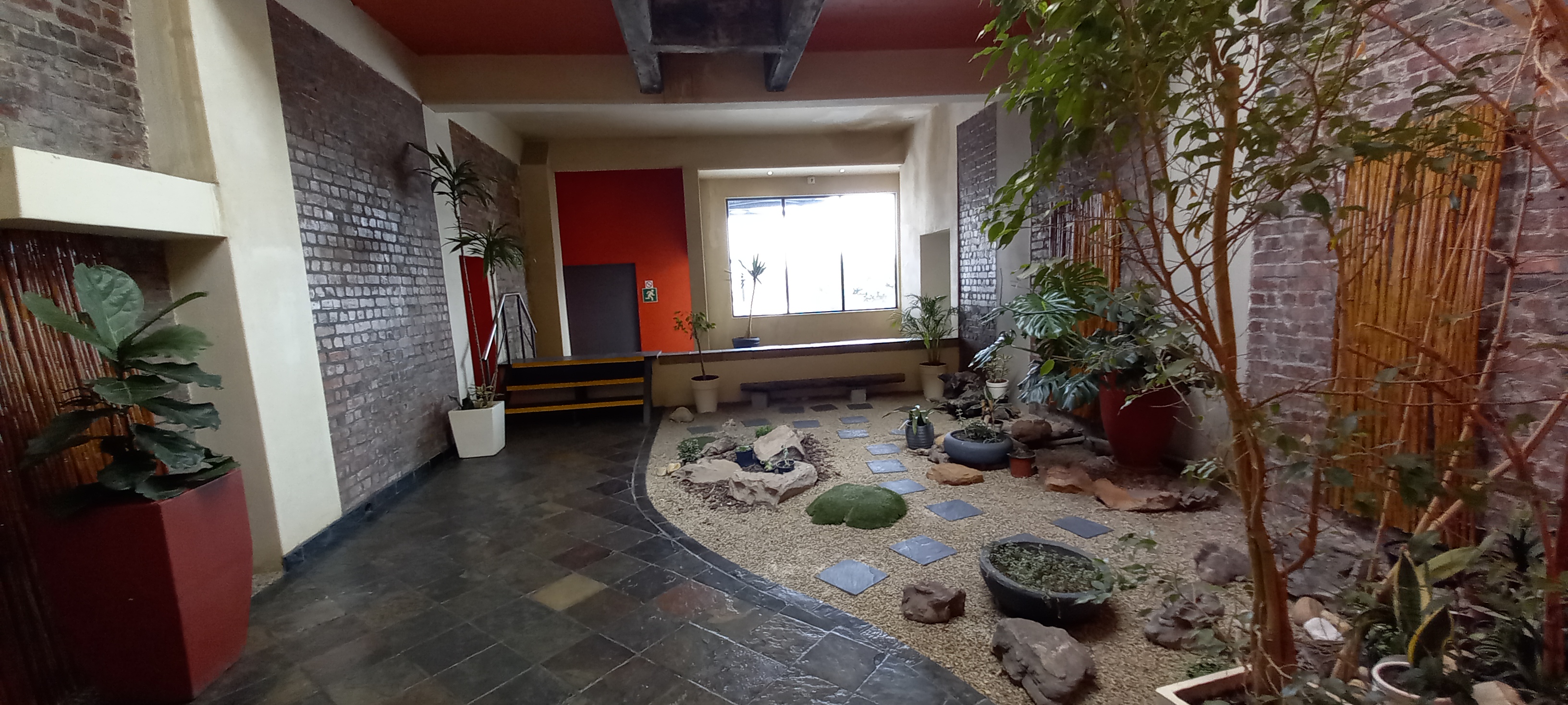 80m² Office Space to rent at Sunrise Park in Ndabeni