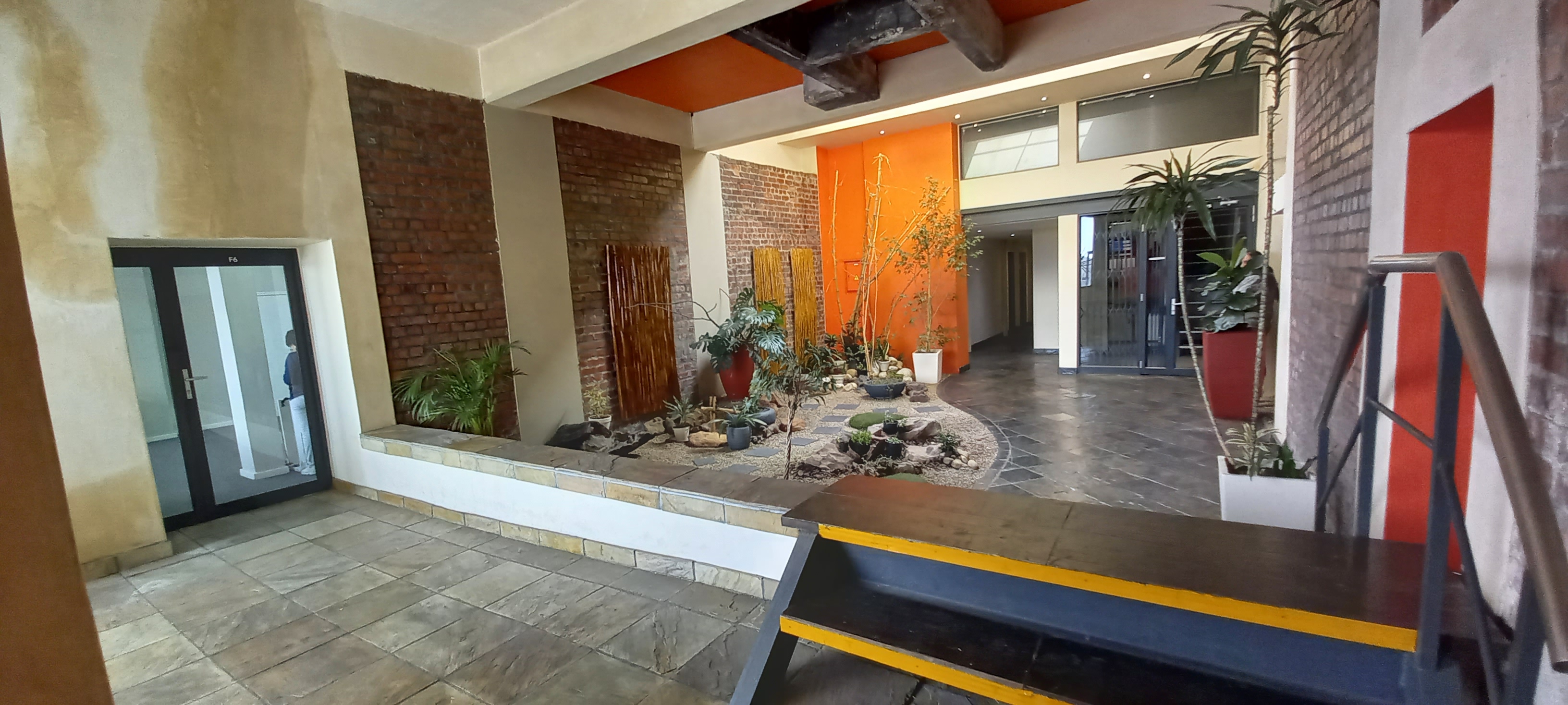 80m² Office Space to rent at Sunrise Park in Ndabeni