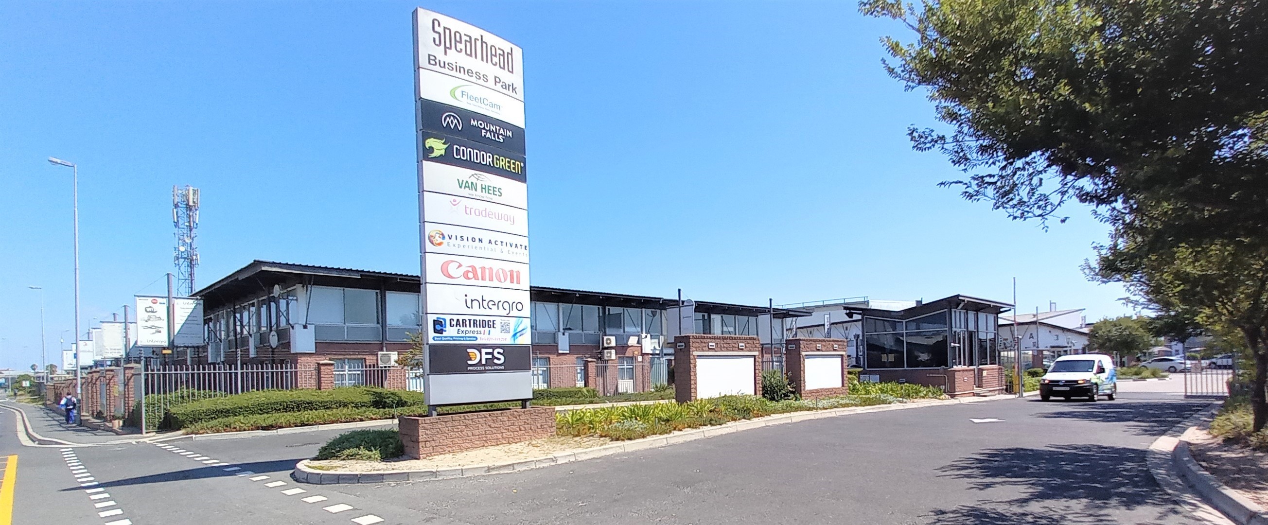 232m² Office Space to rent at Spearhead Business Park in Marconi Beam