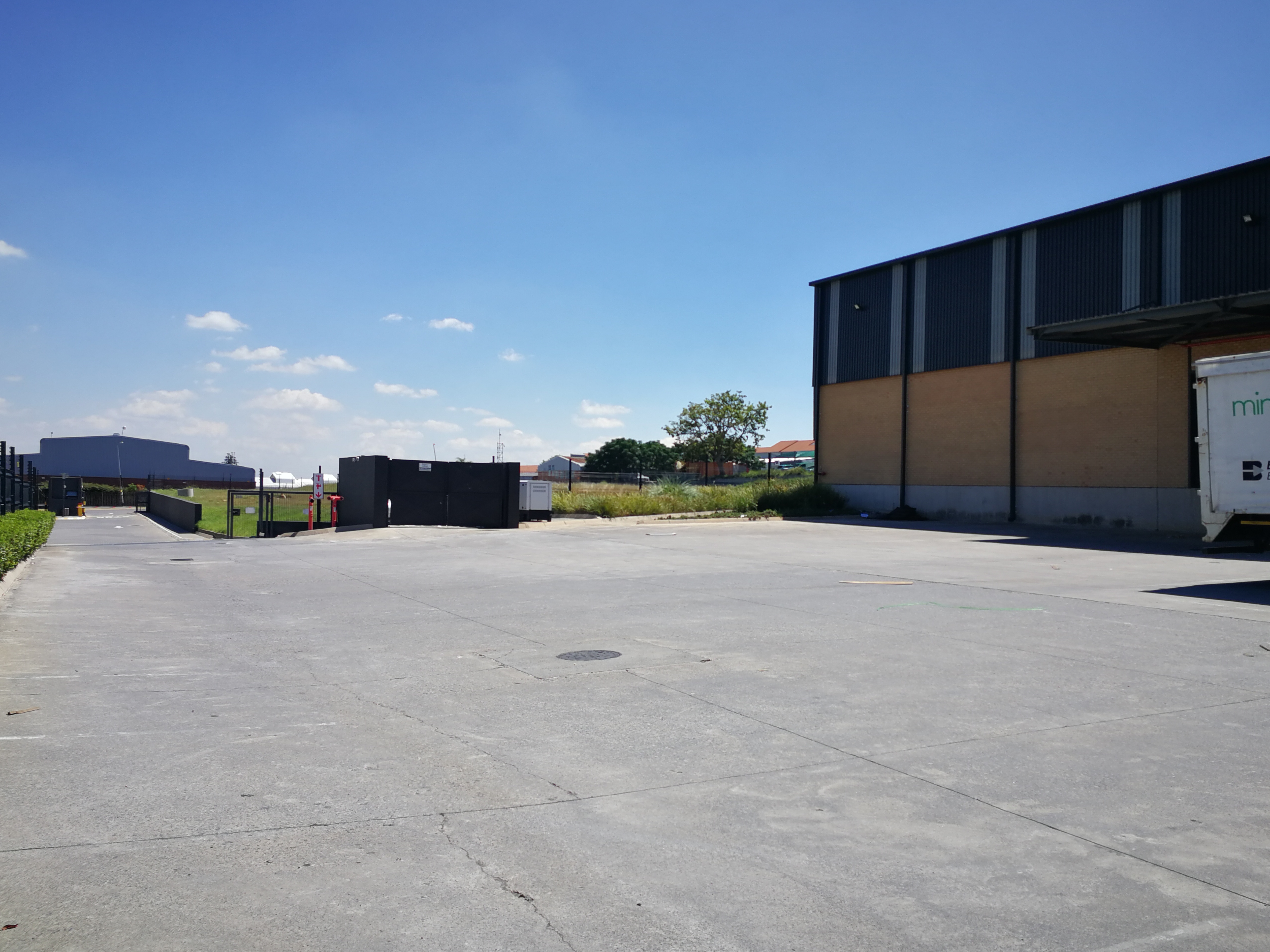 3 137m² Office Space to rent at Midrand Central in Halfway House
