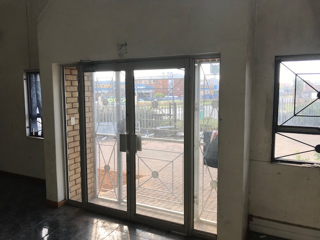 Warehouse to rent at 121 Koornhof (cnr Koornhoff and Flemming Street) in Meadowdale