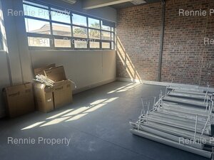 696m² Office Space to rent at 127 Cecil Road in Salt River