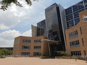 107m² Office Space to rent at 165 West Street in Sandton Central