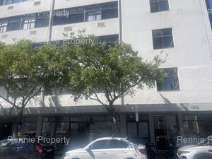 347m² Office Space to rent at 199 Loop Street - Graphic Centre in Cape Town CBD