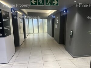 243m² Office Space to rent at 2 Long Street in Cape Town CBD
