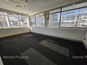 938m² Office Space to rent at 33 Fricker Road in Illovo