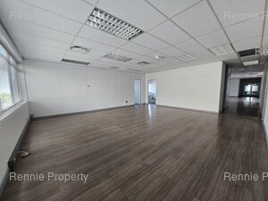 937m² Office Space to rent at 33 Fricker Road in Illovo