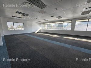 937m² Office Space to rent at 33 Fricker Road in Illovo