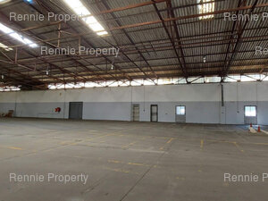 1 240m² Warehouse to rent at 33 Industria Ring Road - Parow Industria in Parow Industria
