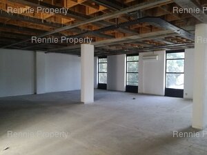 157m² Office Space to rent at 382 Jan Smuts Avenue in Craighall Park