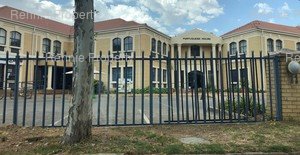 200m² Office Space to rent at BRUMA (15 Ernest Oppenheimer Avenue) in Bruma