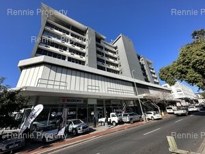 869m² Office Space to rent at Buitengracht Centre in Cape Town CBD