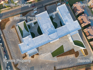 322m² Office Space to rent at Eagle Canyon Office Park in Randpark Ridge
