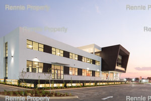 322m² Office Space to rent at Eagle Canyon Office Park in Randpark Ridge