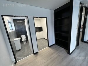 215m² Office Space to rent at 172 Long Street in Cape Town CBD