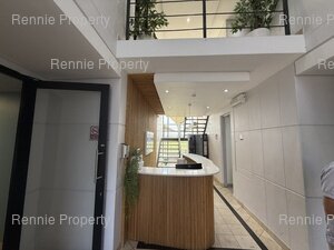 544m² Office Space to rent at Greenford Office Estate Phase 1 in Kenilworth