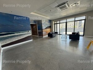92m² Office Space to rent at Halo Medical Suites Paardevlei in Paardevlei