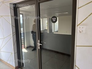 120m² Office Space to rent at Hurlingham Office Park in Hurlingham