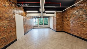 99m² Office Space to rent at Manhattan Place in Cape Town CBD
