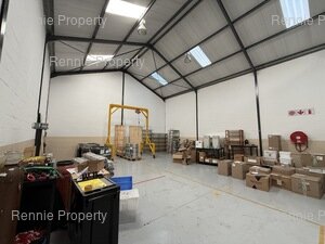 259m² Warehouse to rent at Meerlust Park - Asla Park in Strand