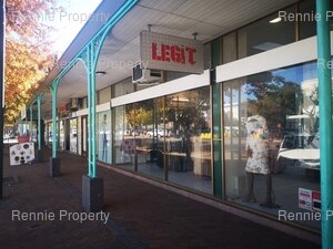 291m² Office Space to rent at Oudehuis Centre in Somerset West
