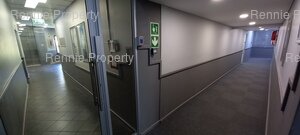 391m² Retail Shops to rent at Riverside Mall in Rondebosch