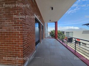 1 095m² Office Space to rent at Sable Square in Sanddrift