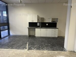 236m² Office Space to rent at The Boulevard Office Park in Woodstock