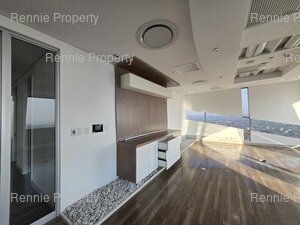 520m² Office Space to rent at The Towers in Sandton Central