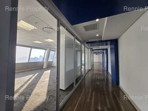 520m² Office Space to rent at The Towers in Sandton Central