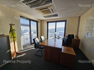 1 067m² Office Space to rent at Tyger Valley Chambers 2 in Tyger Valley