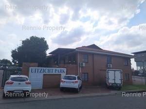 101m² Office Space to rent at Uitzicht Park in Highveld
