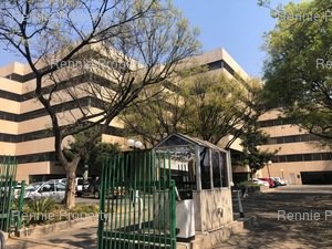Office Space to rent at 10 South Boulevard in Bruma