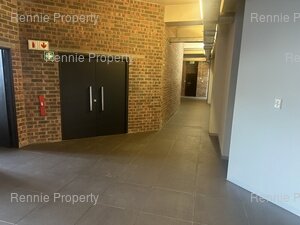 696m² Office Space to rent at 127 Cecil Road in Salt River