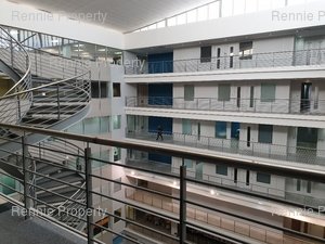 107m² Office Space to rent at 165 West Street in Sandton Central